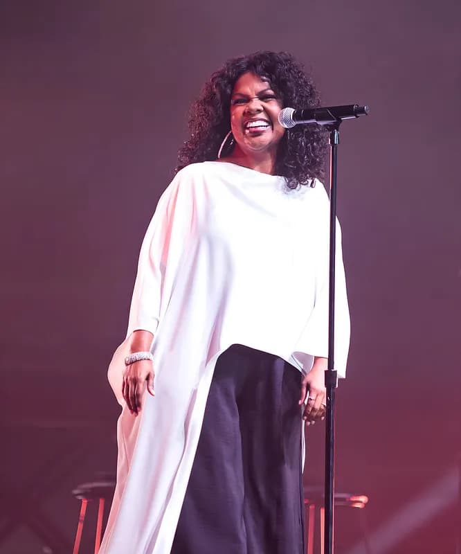 Cece Winans2